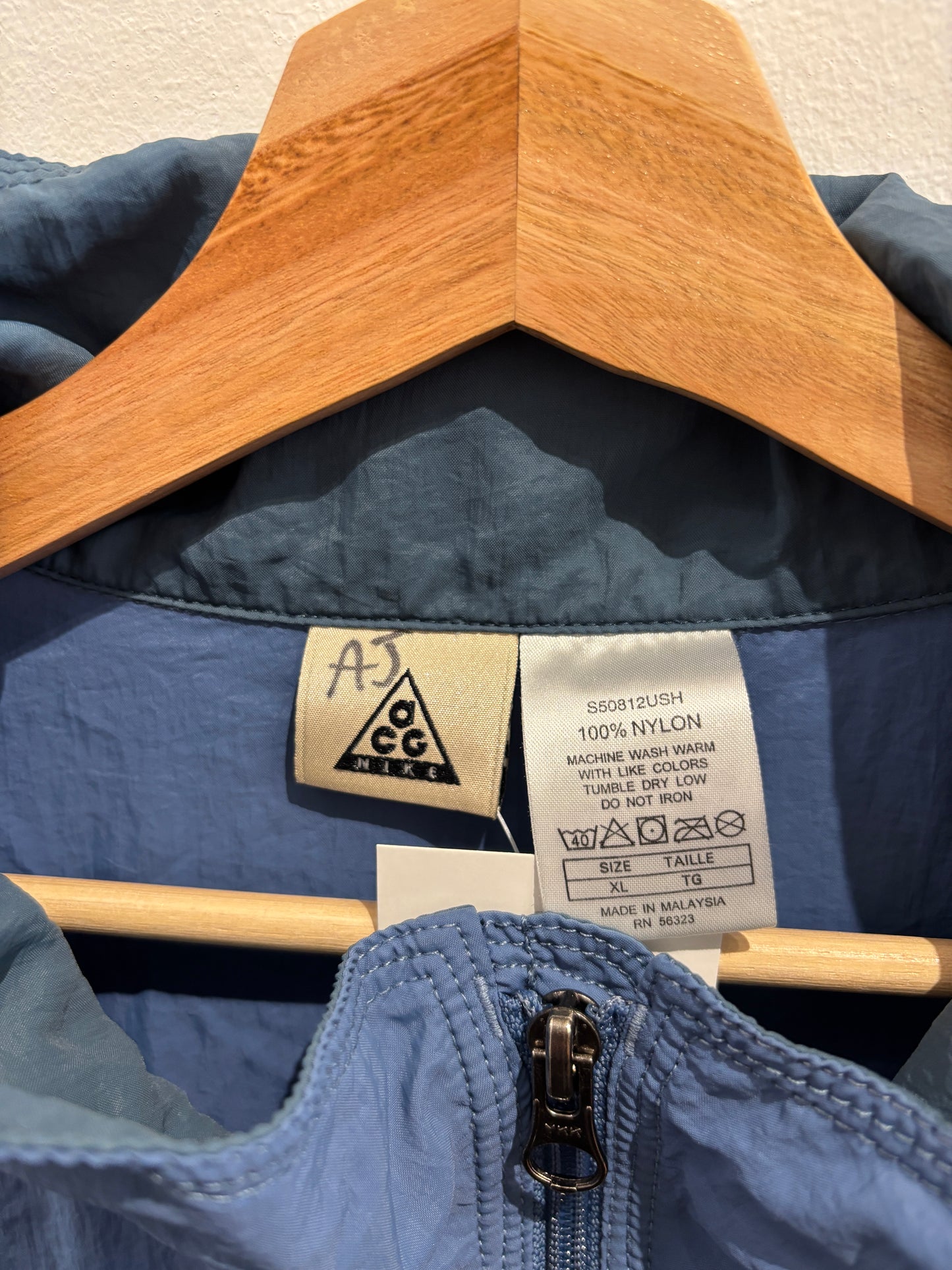 Nike ACG Windbreaker Jacket