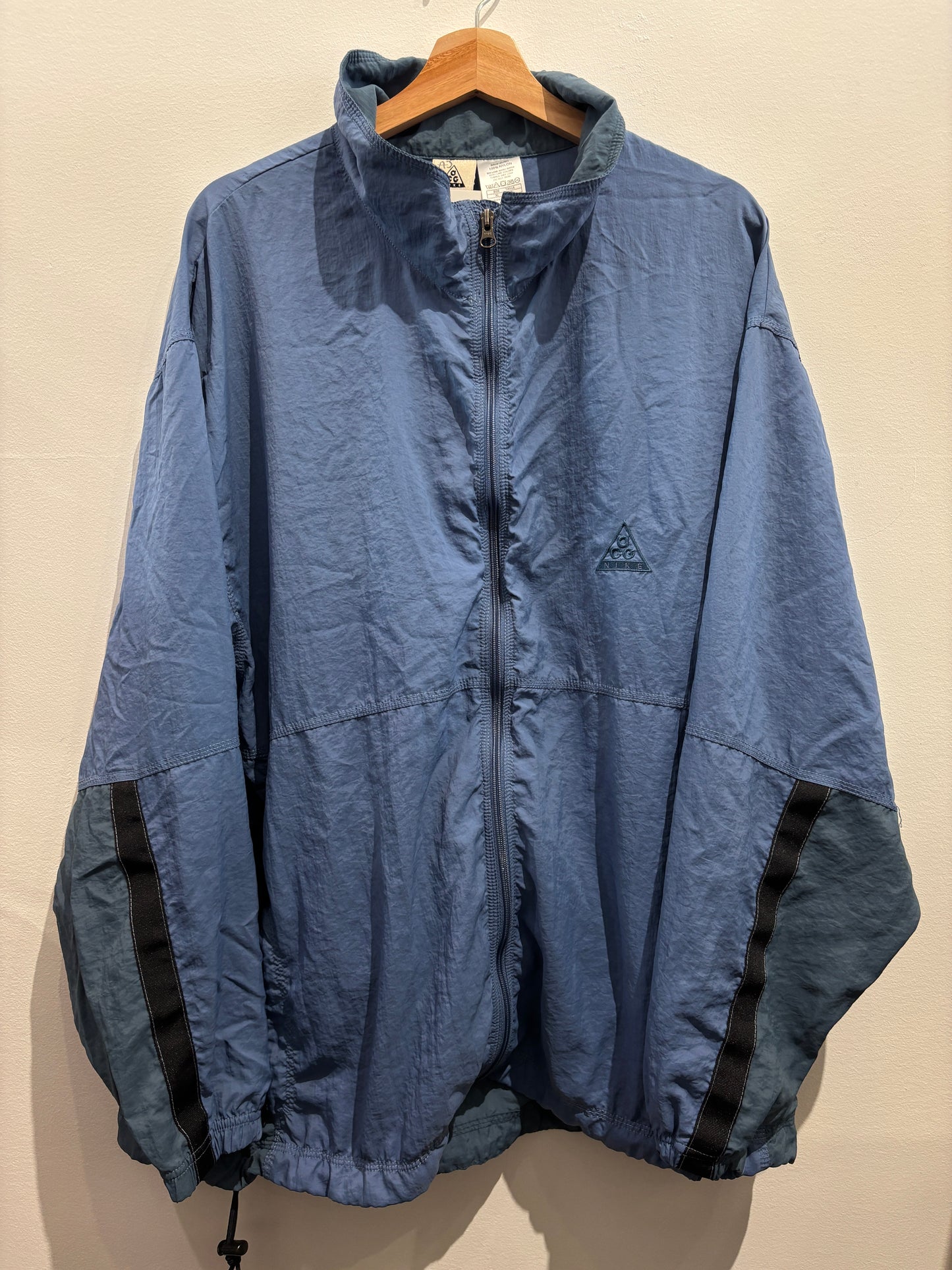 Nike ACG Windbreaker Jacket