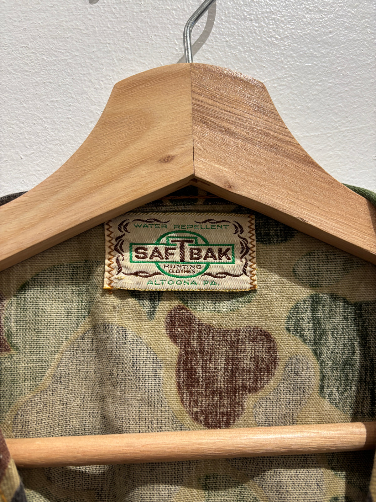 SafTbak Camo Vest